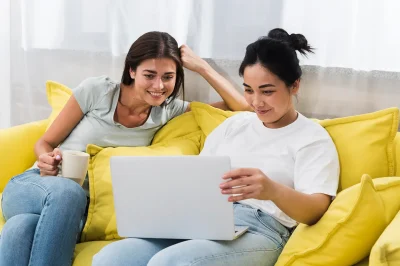 menurut kalian bagaimana cara berselancar di internet yang aman