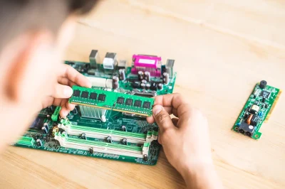 Harga Upgrade RAM Laptop Tahun Ini, Berapa Biayanya?